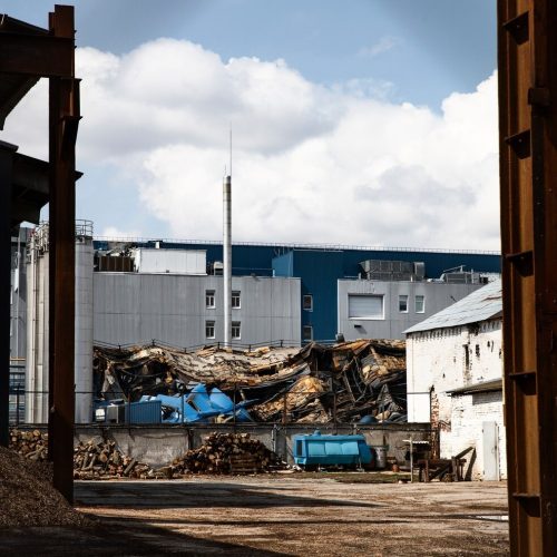 imgi_62_ruins-russian-s-war-ukraine_23-2149437948